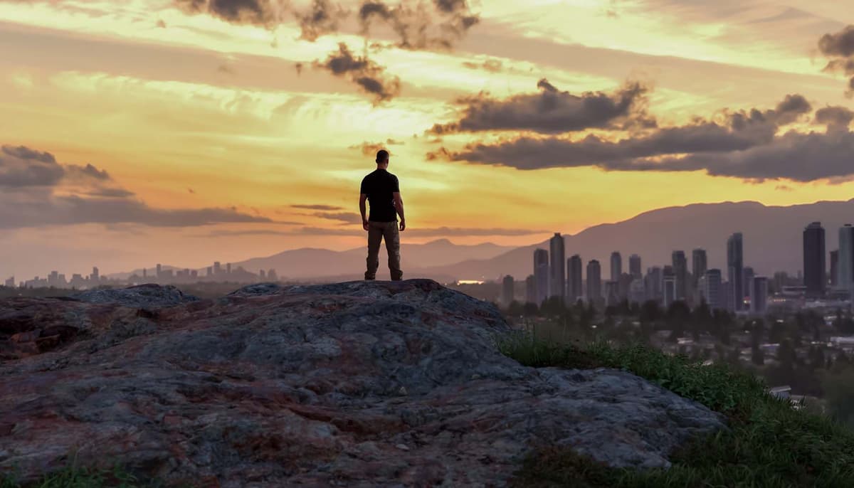 ជីវិត​ដែល​ខុសពី​លោកីយ៍ (សៀវភៅសេចក្ដីពិតសម្រាប់ជីវិត)