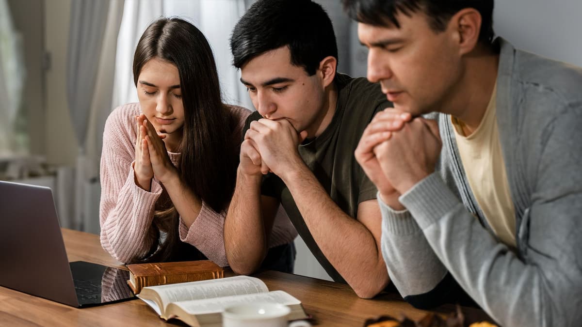 ការ​ជួបជុំ​គ្នា​ក្នុង​ព្រះយេស៊ូវ