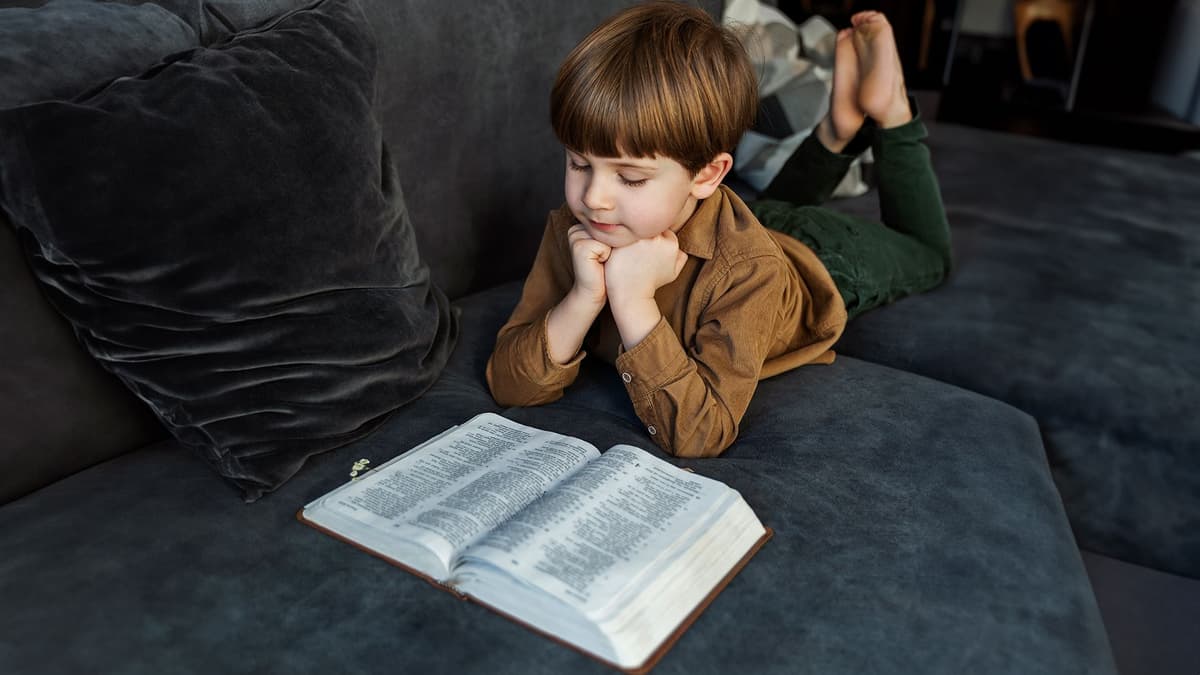 ក្នុង​ព្រះ​ហស្ត​ព្រះអង្គ