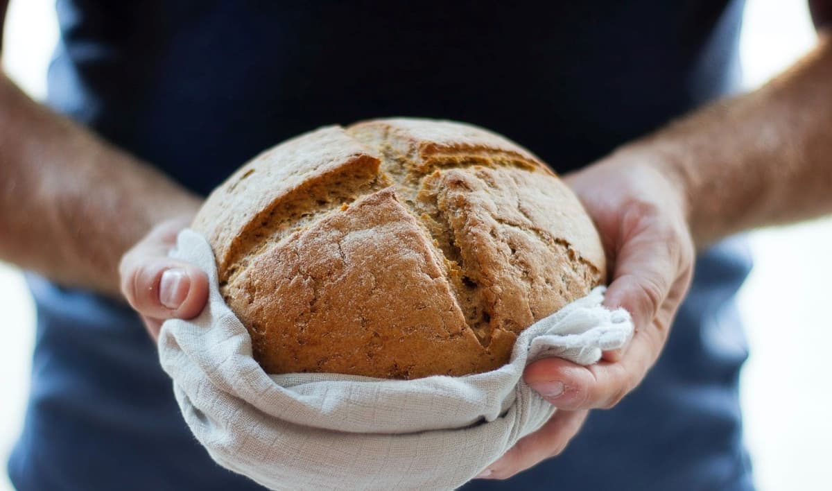 ការចែកអាហារតាមរឿងក្នុងព្រះគម្ពីរ