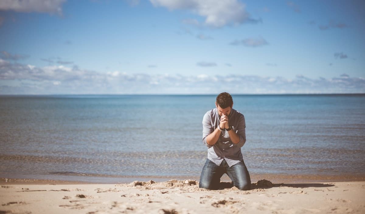 ជីករំលើងឫសនៃអំពើបាប