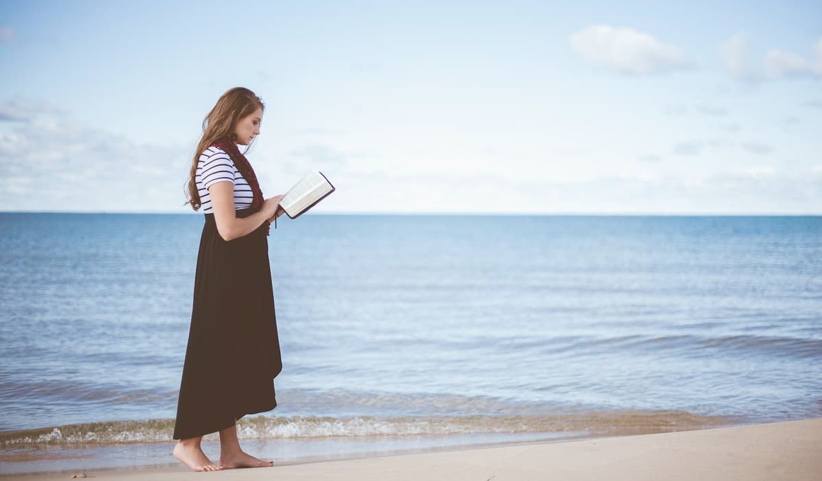 តើខ្ញុំជាអ្វី?