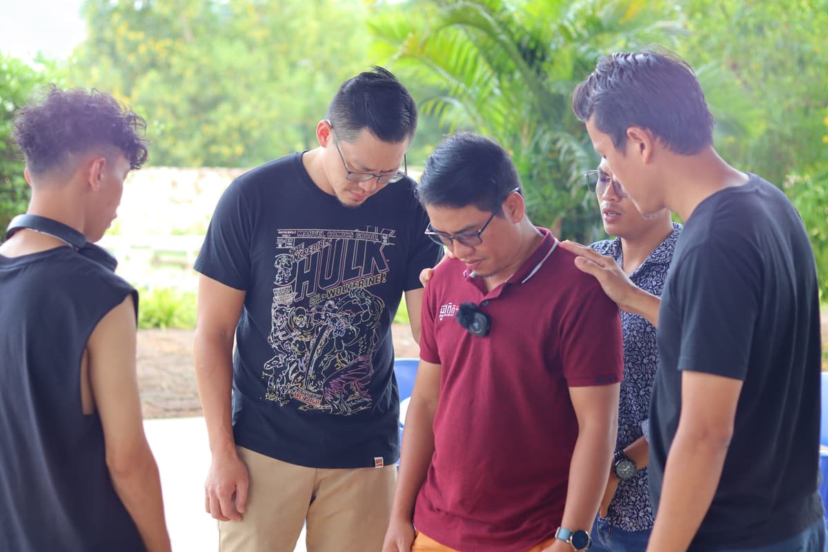 ធ្វើការបម្រើ ដើម្បីព្រះអង្គ