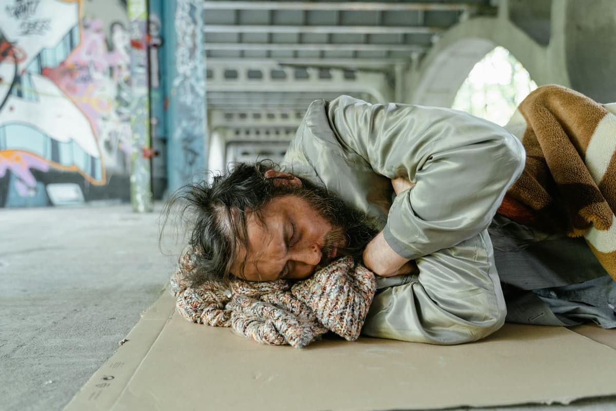 បំពេញ​តម្រូវការ​អ្នក​ដទៃ