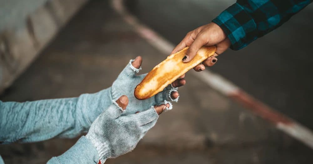 ឈ្នះ​ដោយ​ចិត្ត​សប្បុរស