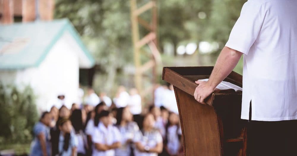 ត្រូវ​ការ​អ្នក​ដឹកនាំ​ខាង​វិញ្ញាណ