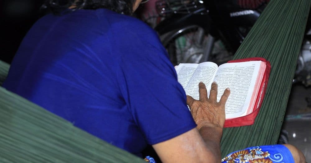 គំនិត​យោបល់ និង​ការ​កម្សាន្ត​ចិត្ត​ដ៏​ជាប់​លាប់