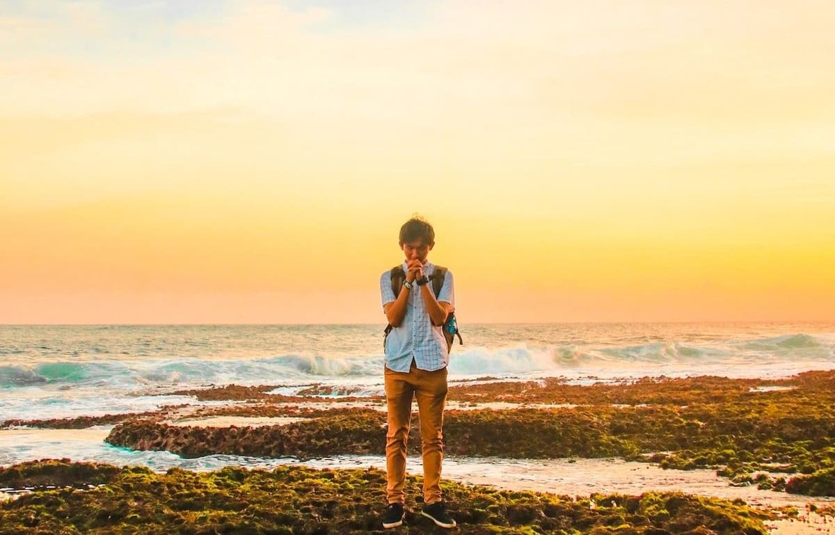 ប្រាជ្ញារបស់លោកិយ ឬប្រាជ្ញាពីស្ថានសួគ៌?