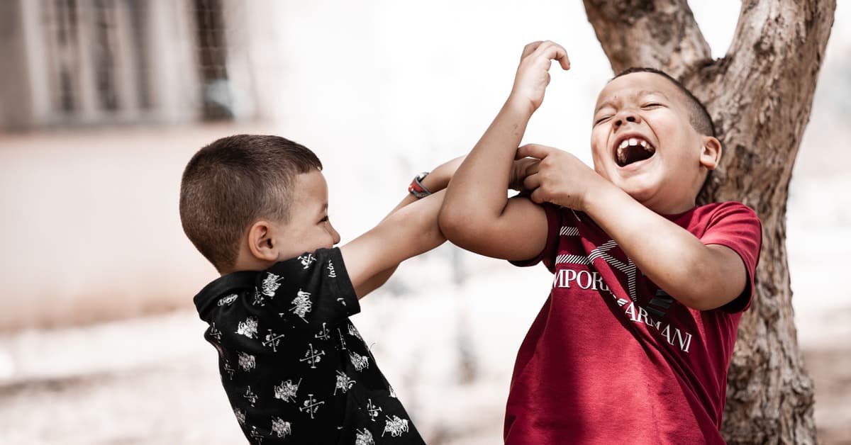 សេចក្តីស្រឡាញ់ជាបងប្អូន (សៀវភៅសេចក្ដីពិតសម្រាប់ជីវិត)